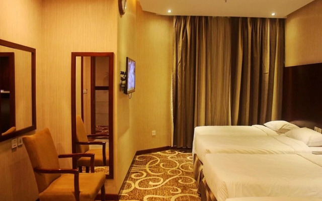 Land Premium Hotel 1 (ex Al Ardh Al Motamayza Hotel)