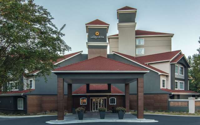 La Quinta Inn & Suites by Wyndham Atlanta Perimeter Medical