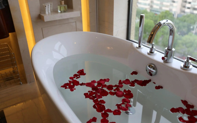 S & N International Hotel Linhai