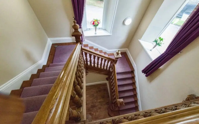 Rosedene Highland House - Emperor Apartment 1