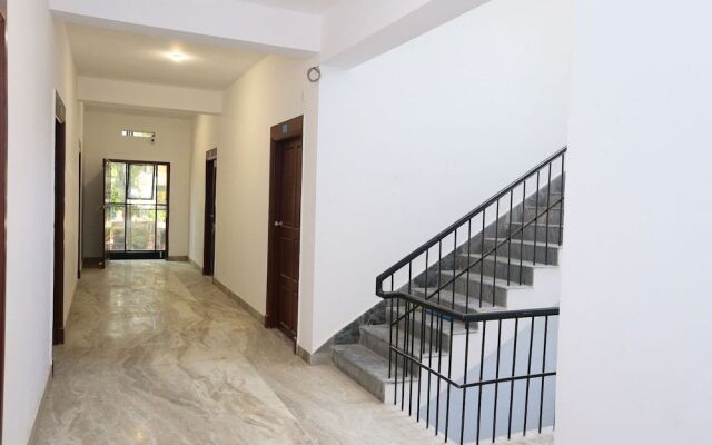 OYO 24917 Olaya