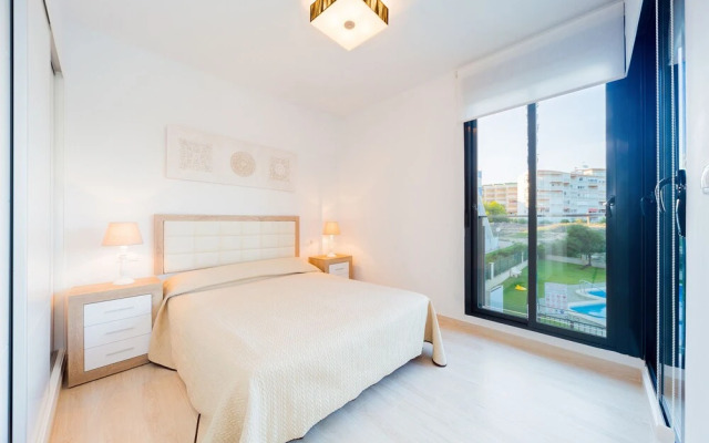 White sands of Pinada Beach 3