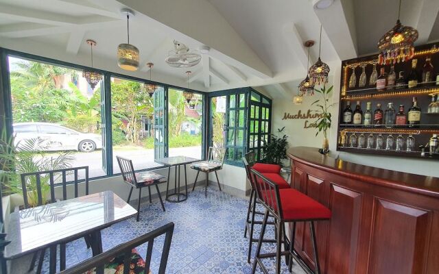 Baan Muchshima Hostel Phuket