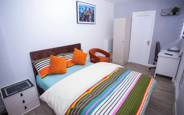 Modern 1 Bedroom Apartment in Quiet Tilbury Town