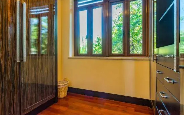 Sanya Yalong Bay Qixu Holiday Pool Villa (Sunwan Road)