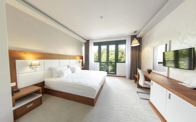 Porto In Hotel