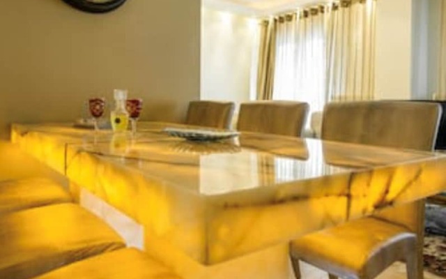 Aristotelous Grand View