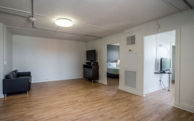 Studio 6 Kansas City, MO - Downtown