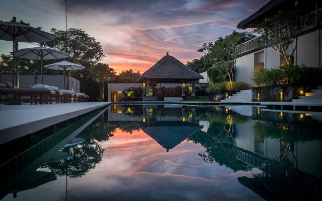 REVĪVŌ Wellness Resort Nusa Dua Bali