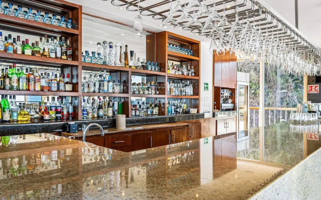 HOLT Grand Miramar Residences