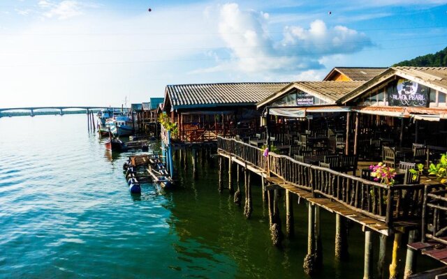 Lanta Coral Beach Resort