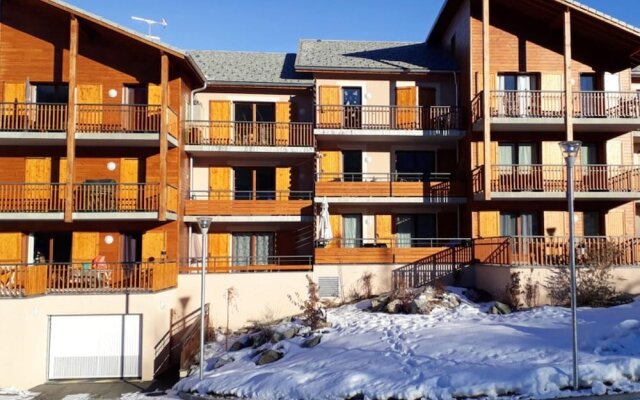 Apartment With 2 Bedrooms in Guillestre, With Wonderful Mountain View,