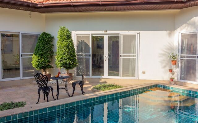 2 Bed Majestic Villa Near Beach