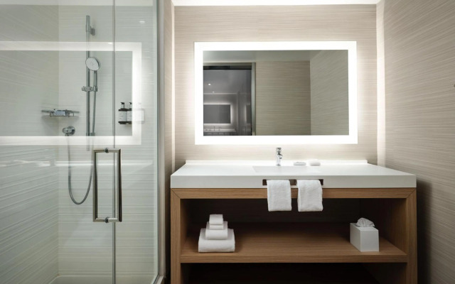 AC Hotel by Marriott Phoenix Downtown