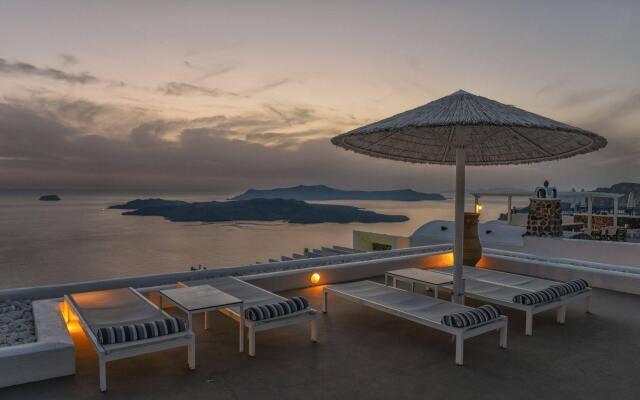 Lilium Santorini Villa