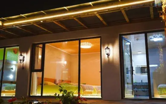 Yisu Bi'an Xiaoyuan Homestay