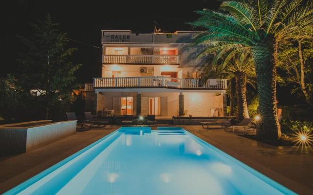 Pool Apartments Galeb