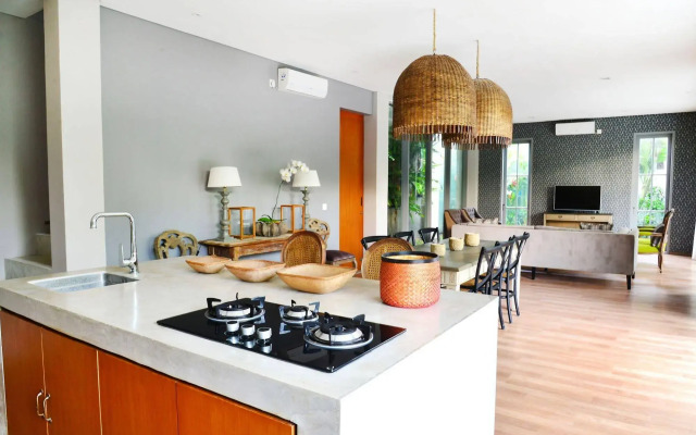 Jabu Beach Villa