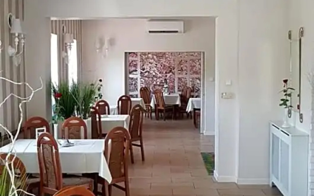 Restauracja i Noclegi Pod Sikorką