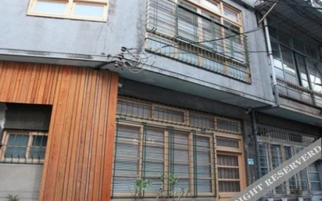 Nishkicho house