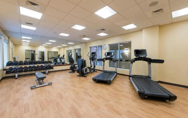 Hyatt Place Charleston Airport/Convention Center