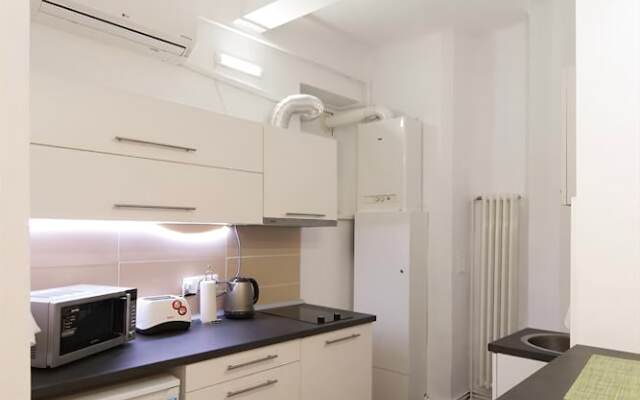 Apartment Batistei near Old Town