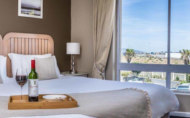 Leisure Bay Luxury Suites