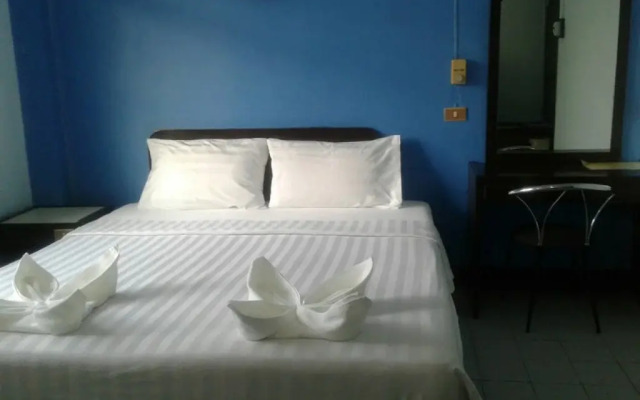 Patong Deli Hotel
