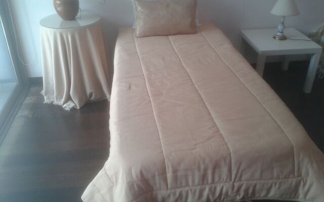 Room-paradise is Real at Vale Martinho R