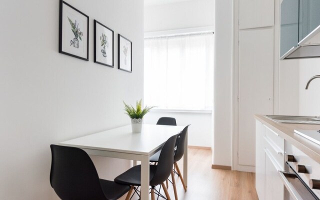 Modern Trendy Flat Well Connected W/vatican