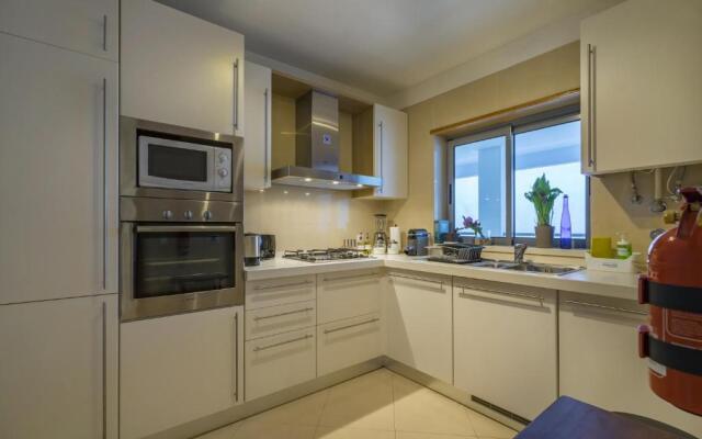 Sesimbra Prime Apartment by be@home