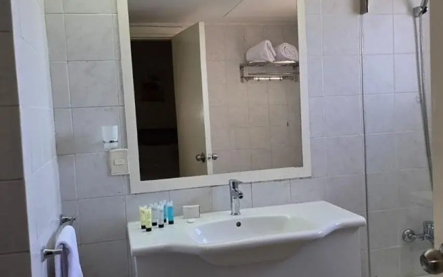 Manara Riva Suites