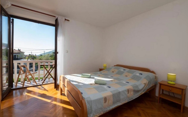 Seaview Apartment Lara