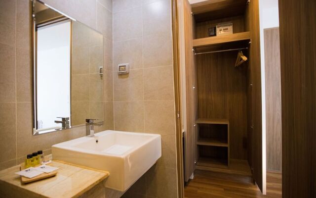 B2 Phitsanulok Boutique & Budget Hotel