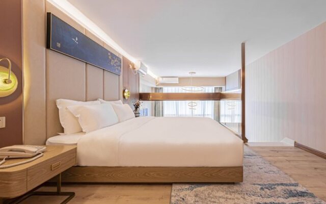 Metropolo Hotels Zhuhai Gongbei Fortis store