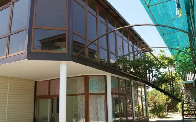 Guest House Apelsin