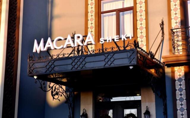 Macara Sheki City Hotel