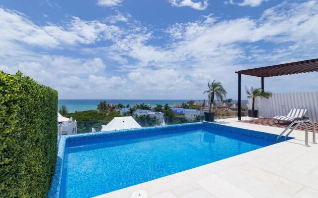 Menesse 205 by CocoBR