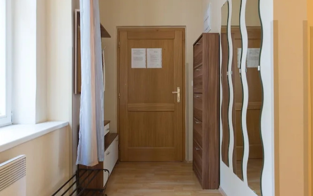 Premier Apartment near Museum