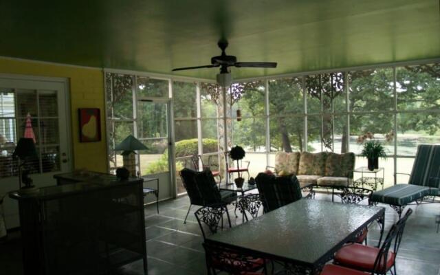 Ruby Lodge at Spring Lake Woods