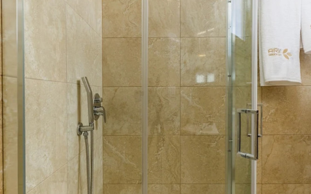 Aria Garden Suites