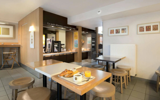 B&B HOTEL Grenoble Université 1