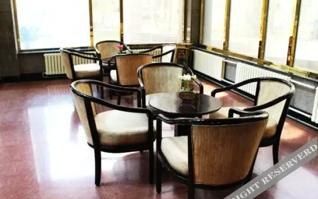 Xining Small Bridge Hotel