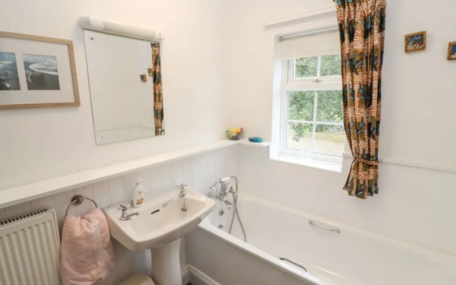 Newbury Cottage