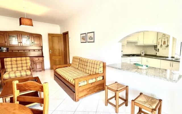Amazing 1 bedroom apartment near Marina