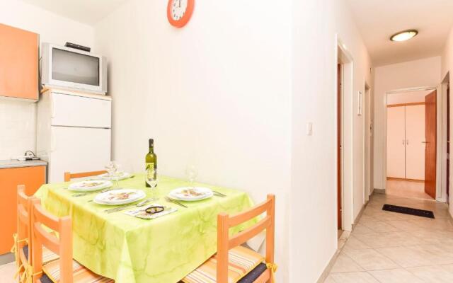 Apartments Zoricic