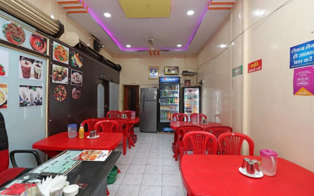 Parakh Palace By OYO Rooms