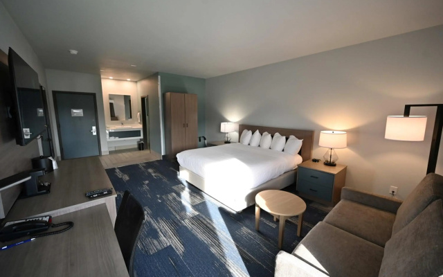 Edgewater Inn and Suites, an Ascend Collection Hotel