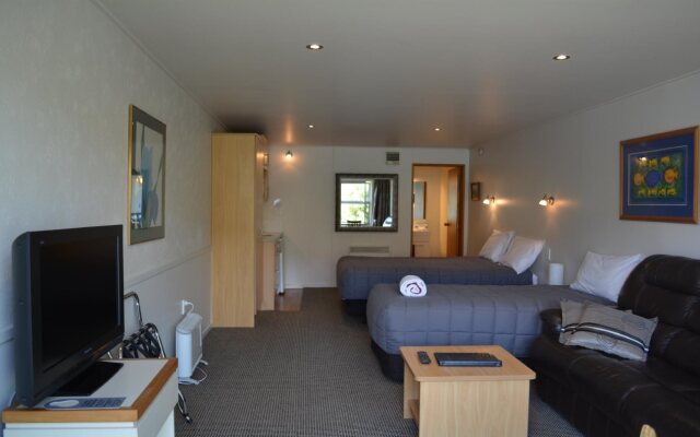 Lakeview Motel