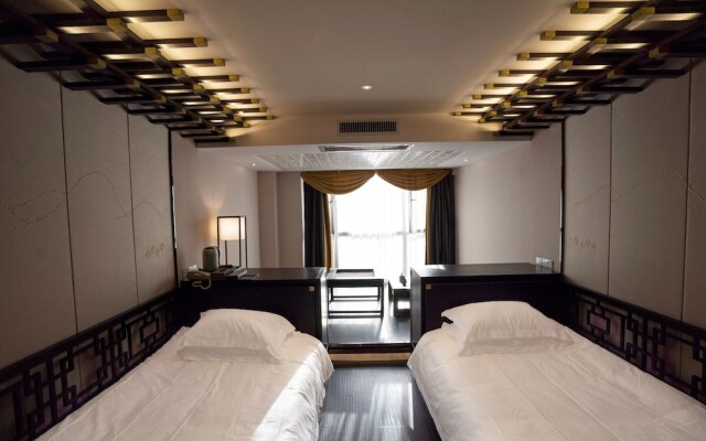 History Boutique Inn